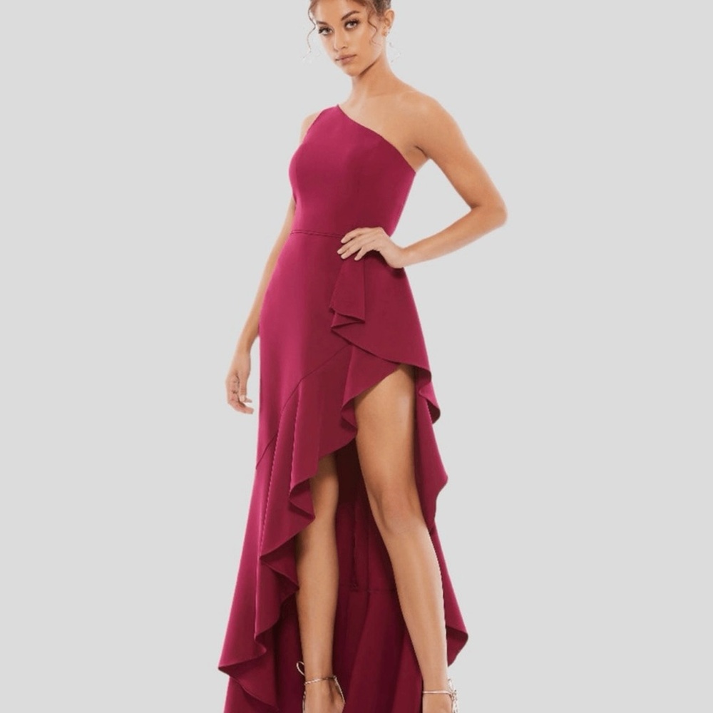Mac Duggal 49089 One Shoulder High Slit Ruffle Gown Size 2 NWT